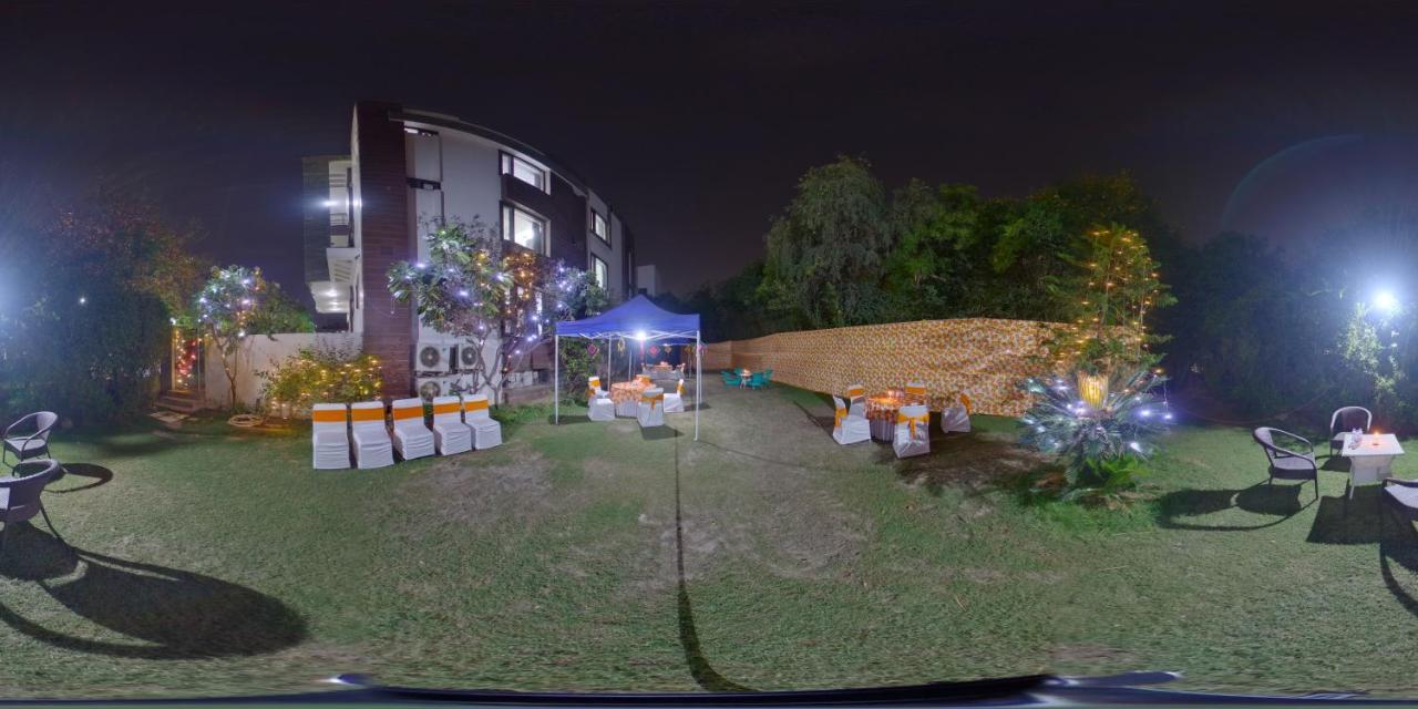 Dreamz Hospitality Gurgaon Hotel Exterior photo