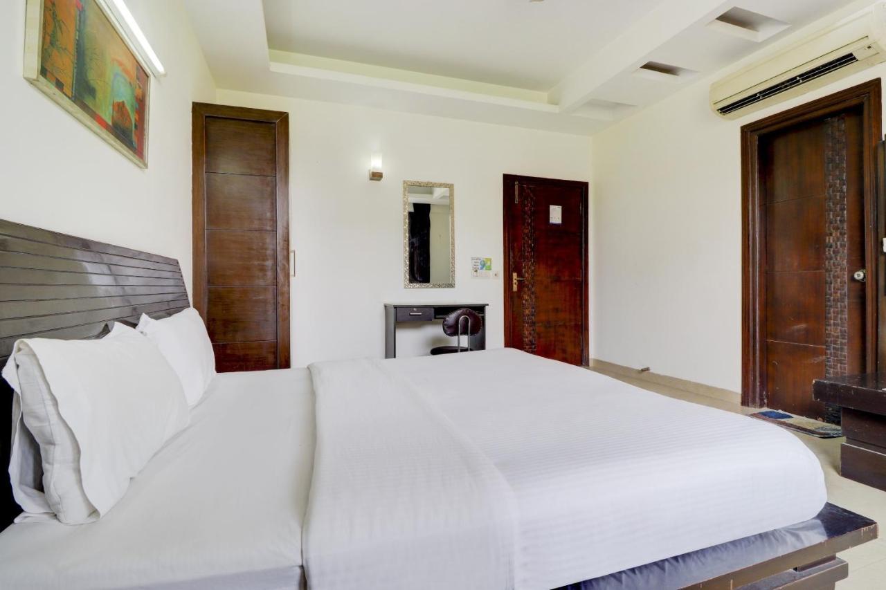 Dreamz Hospitality Gurgaon Hotel Exterior photo
